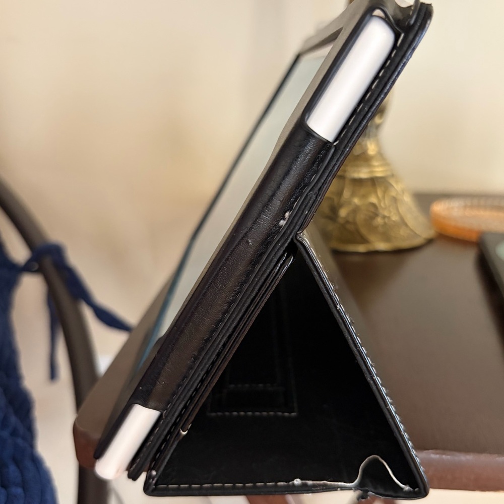 Amazon Fire Tablet HD 10 9th Generation - Picture 7 of 10